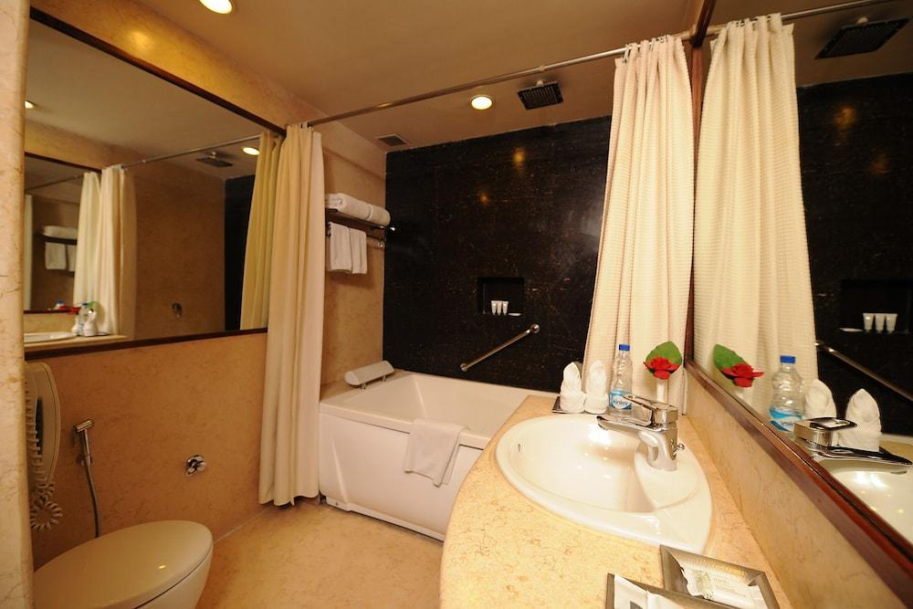 Best Western Merrion Amritsar Exterior photo